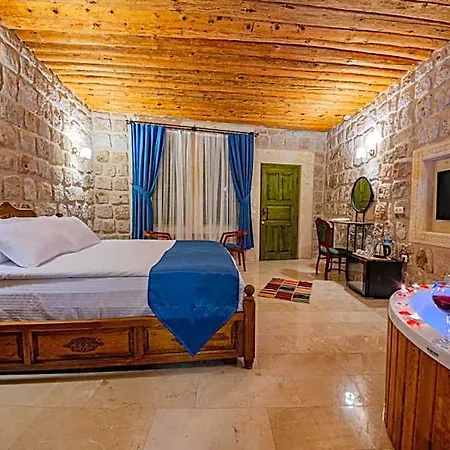 Janus Cappadocia 5*
